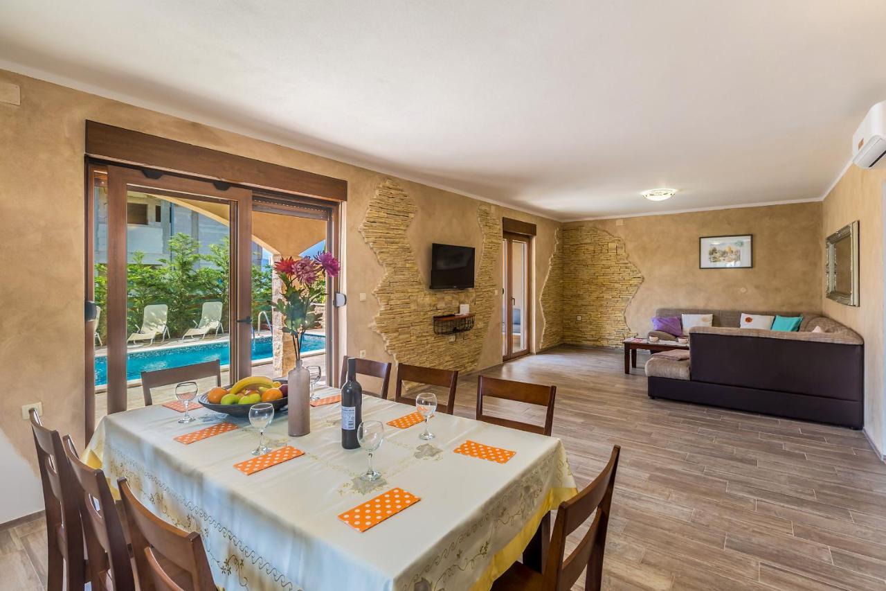 Villa Dijana East Linardići Kültér fotó