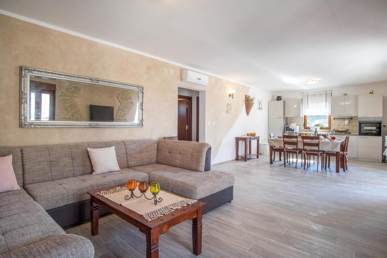 Villa Dijana East Linardići Kültér fotó