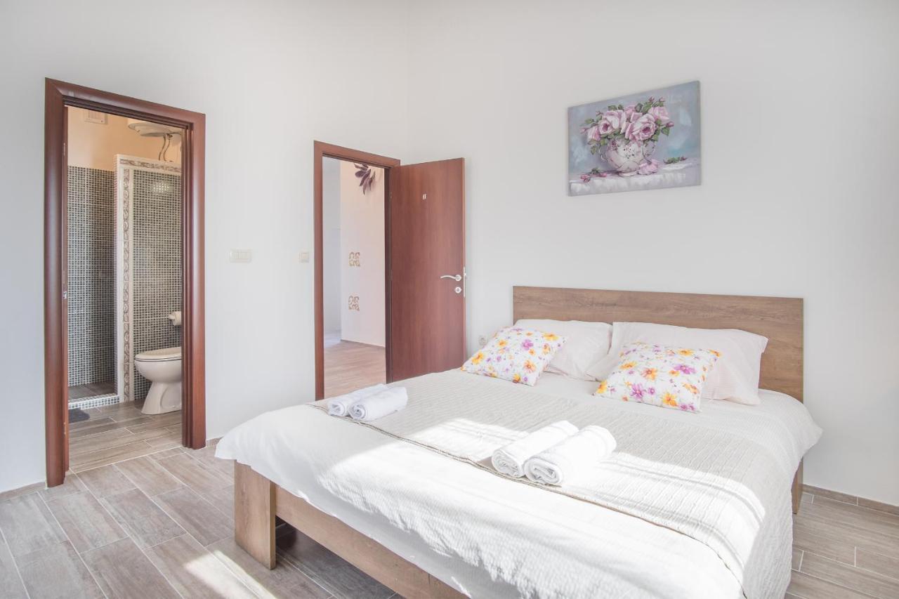 Villa Dijana East Linardići Kültér fotó